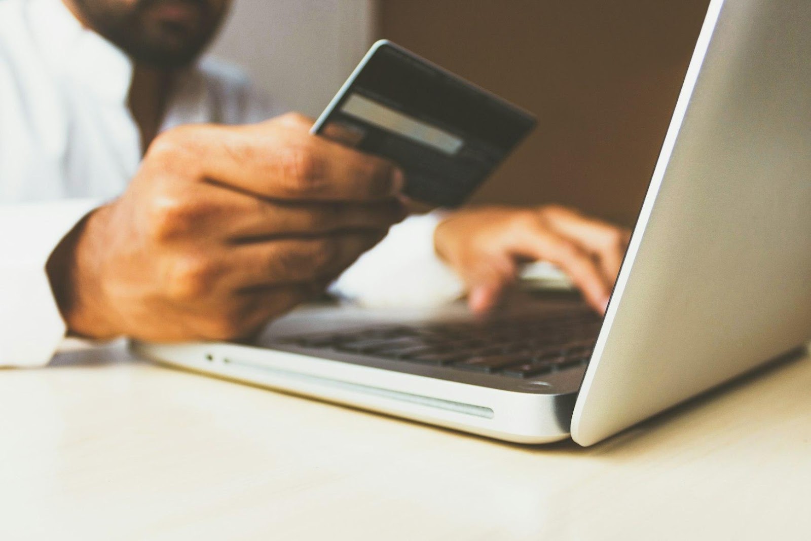 Advantages_of_the_Custom_Software_Development_for_Fintech.jpeg