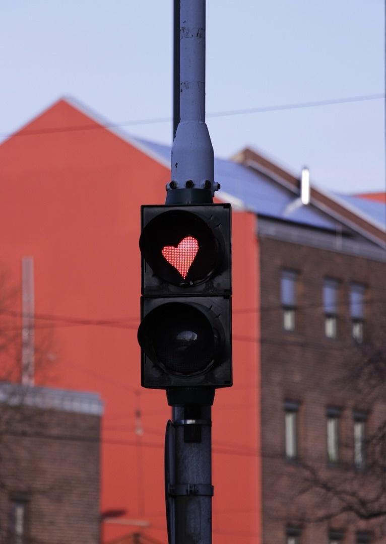 The_First_Traffic_Light_Was_Installed_in_Cleveland_Ohio_In_1914.jpeg