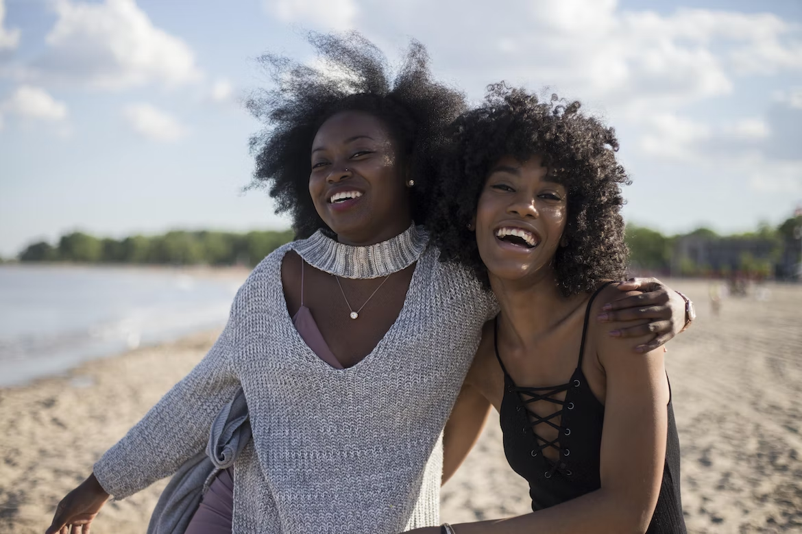 Use_Shampoo_and_Conditioner_For_Curly_Hair.png