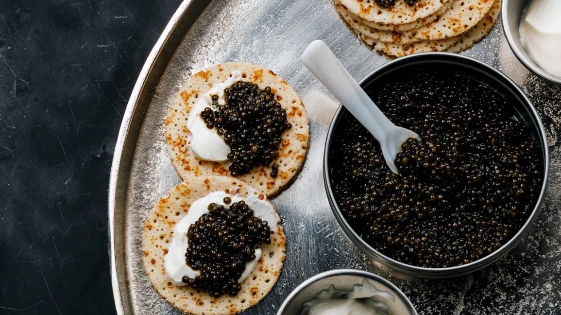 Ways_to_Enjoy_Caviar_on_Holidays.jpg