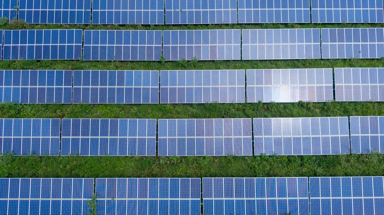Advantages of Investing In Energy as an Alternative Venture