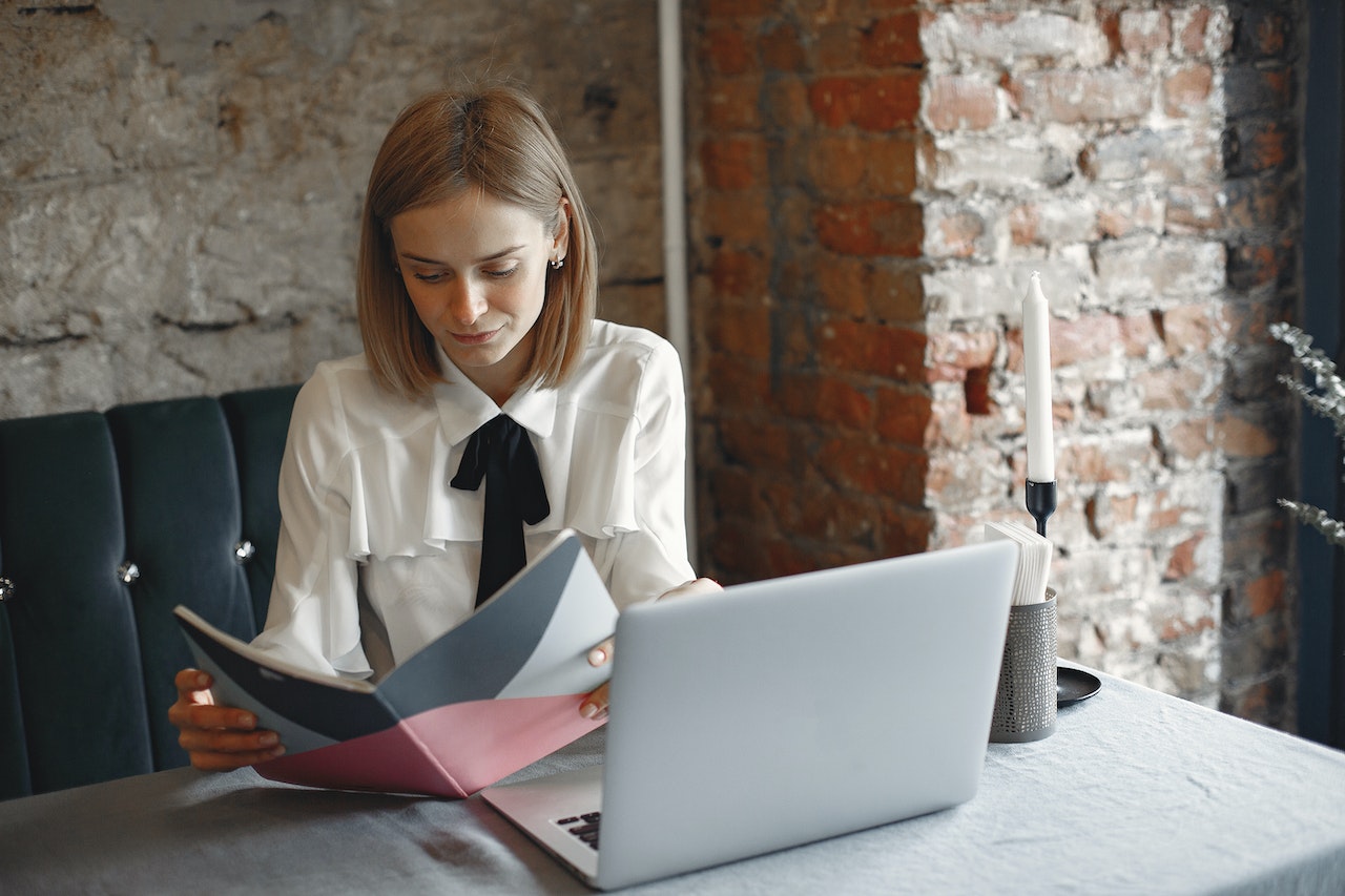 The Renaissance Of Long-Form Content: A Journey From Trivial To Substantial